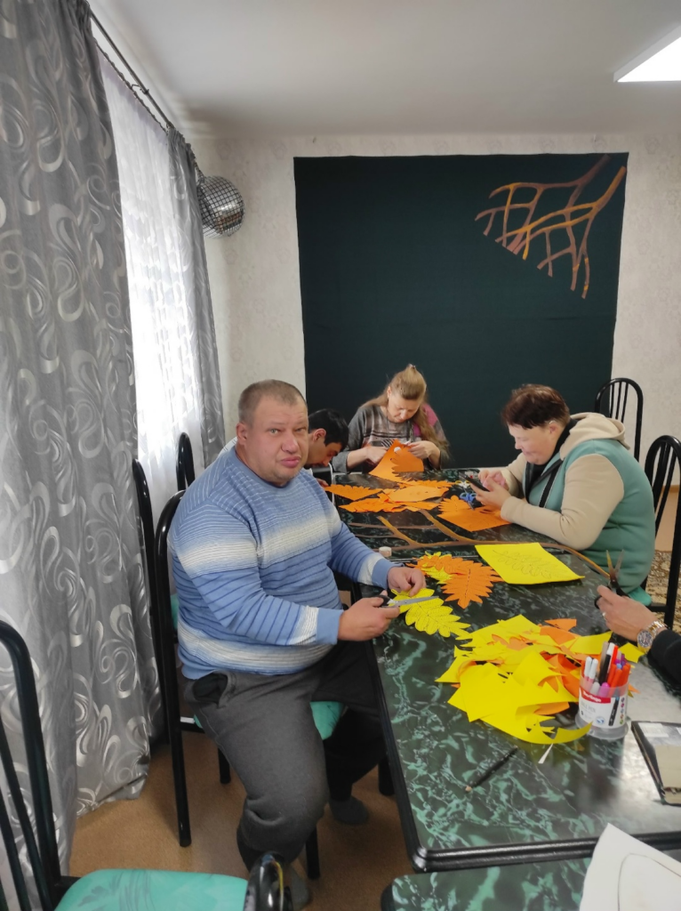 В клубе