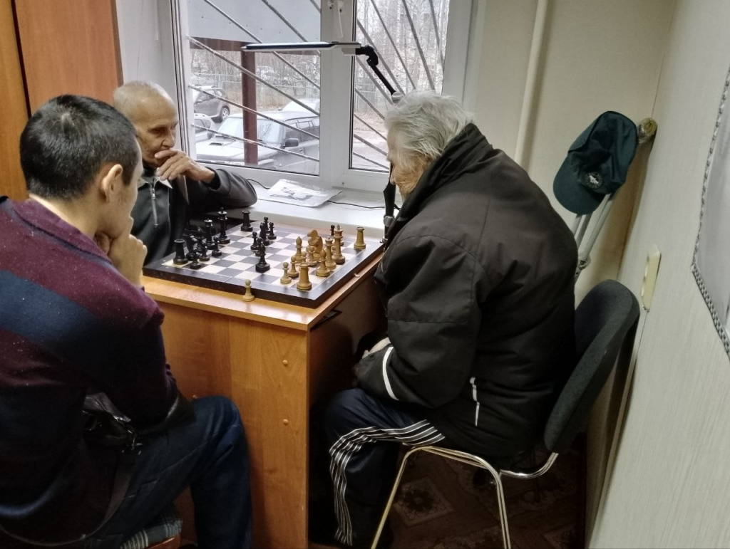 23 октября 2025 года в Мегионской городской местной организации ХМАО ВОИ прошло очередное мероприятие «Клуб шахматистов»